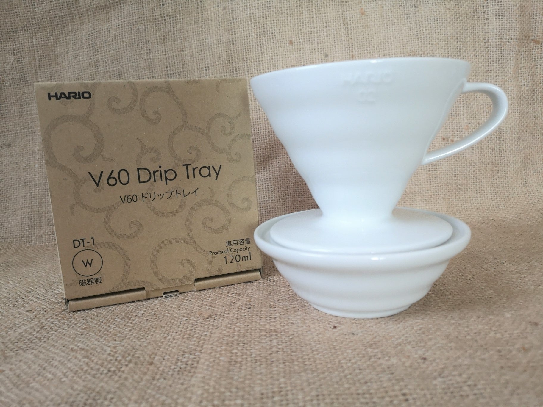 Hario V60 Drip Tray Abtropfschale mit V60 Porzellankaffeefilter Dripper weiß Größe 02