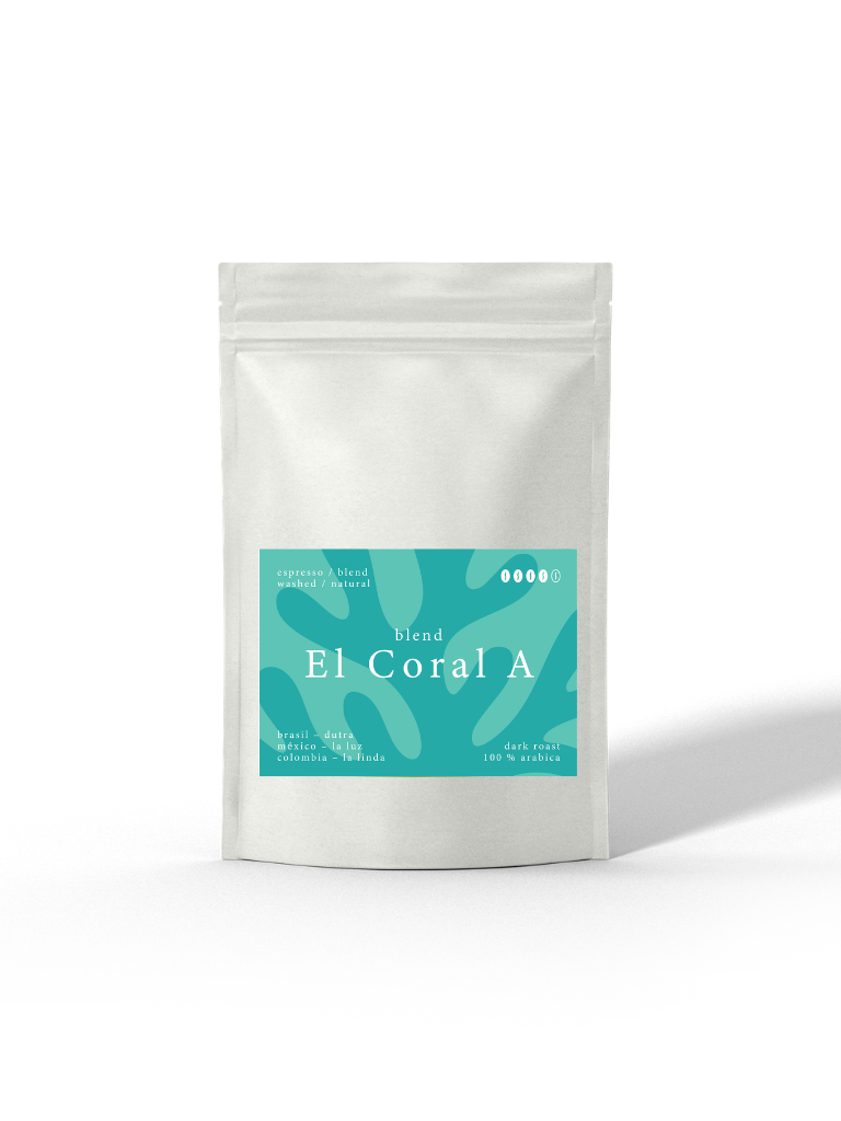 El Coral A Espresso blend Specialtycoffee von der Caligo Kaffeerösterei in weißer Tüte