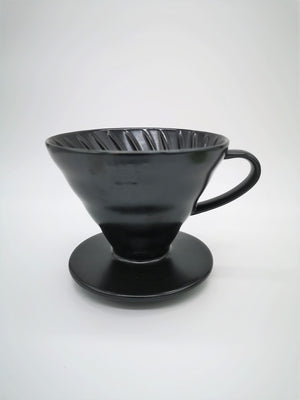 Hario V60 Keramikfilter, Porzellan Größe 02 schwarz