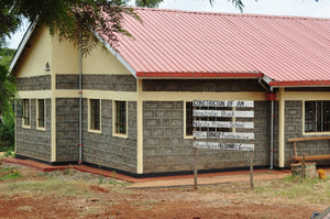 Kenia Nyeri von Kedovo finanziertes Schulprojekt, Neubau 